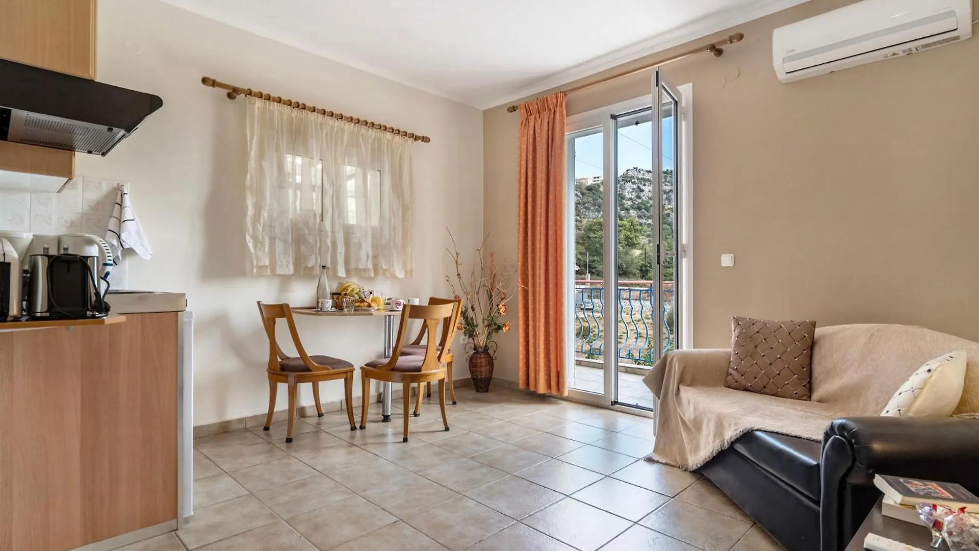 Spyros Apartment Markopoulo  Greece